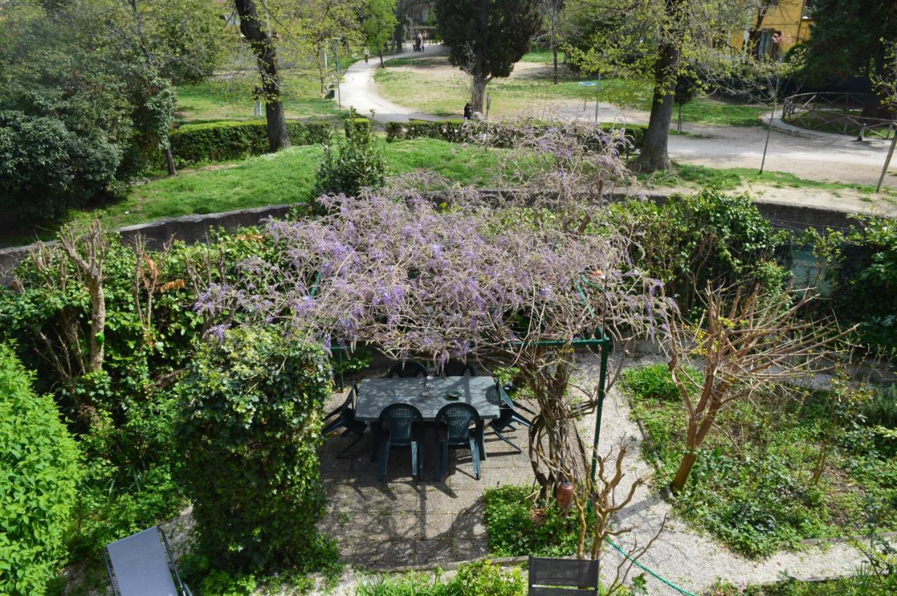 Il Giardino Nel Parco R&B Hotel Болоня Екстериор снимка