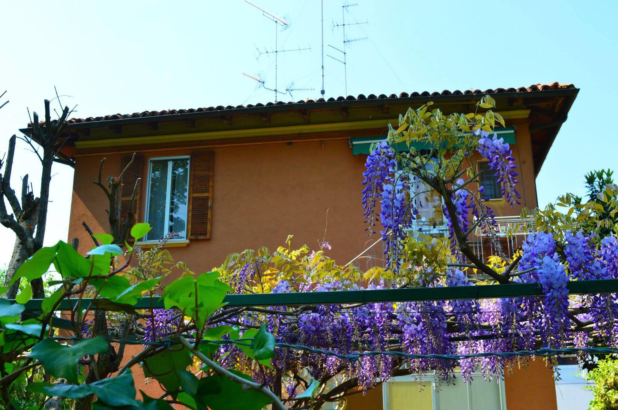 Il Giardino Nel Parco R&B Hotel Болоня Екстериор снимка