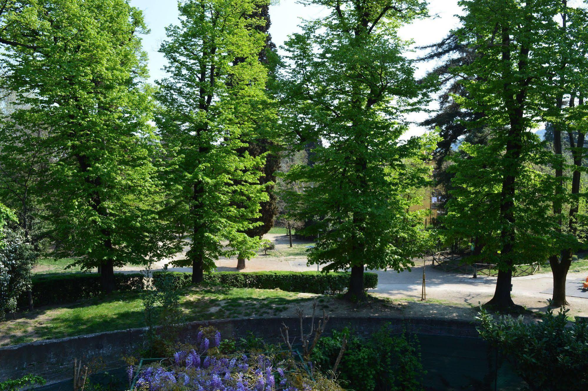 Il Giardino Nel Parco R&B Hotel Болоня Екстериор снимка