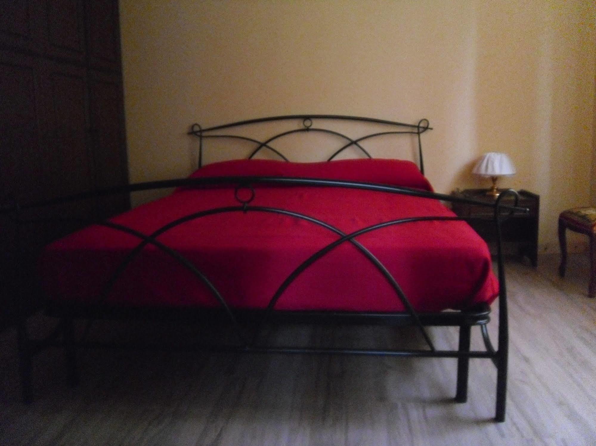 Il Giardino Nel Parco R&B Hotel Болоня Екстериор снимка