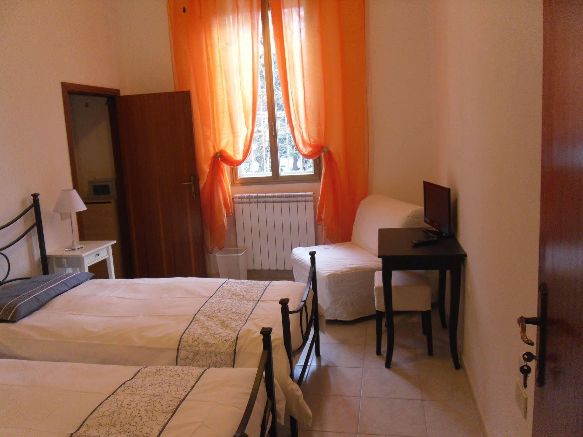 Il Giardino Nel Parco R&B Hotel Болоня Екстериор снимка