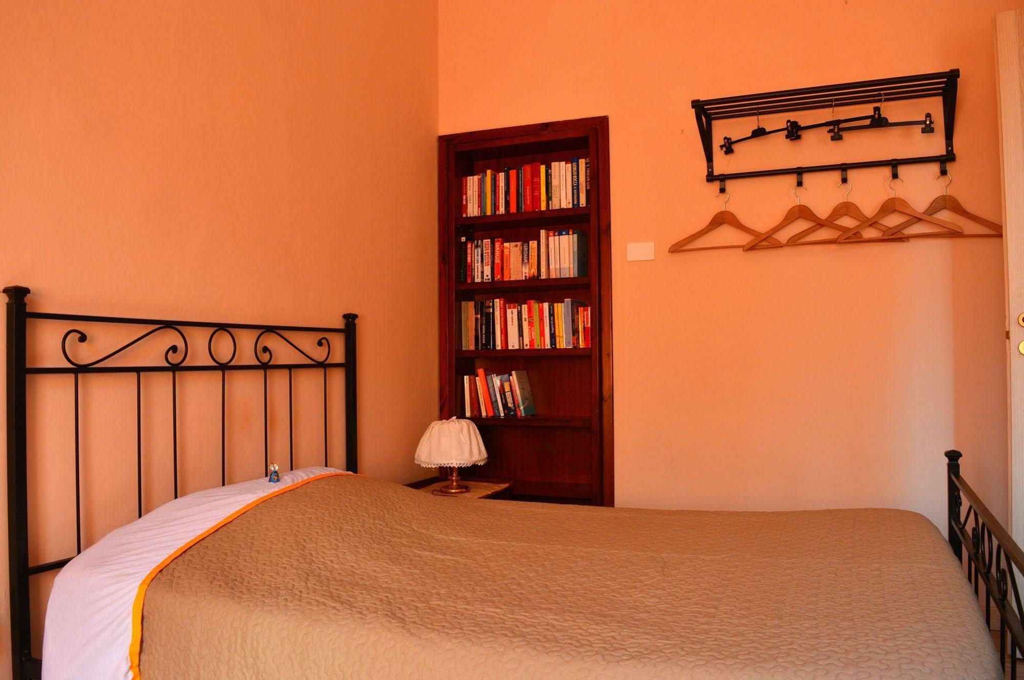 Il Giardino Nel Parco R&B Hotel Болоня Екстериор снимка