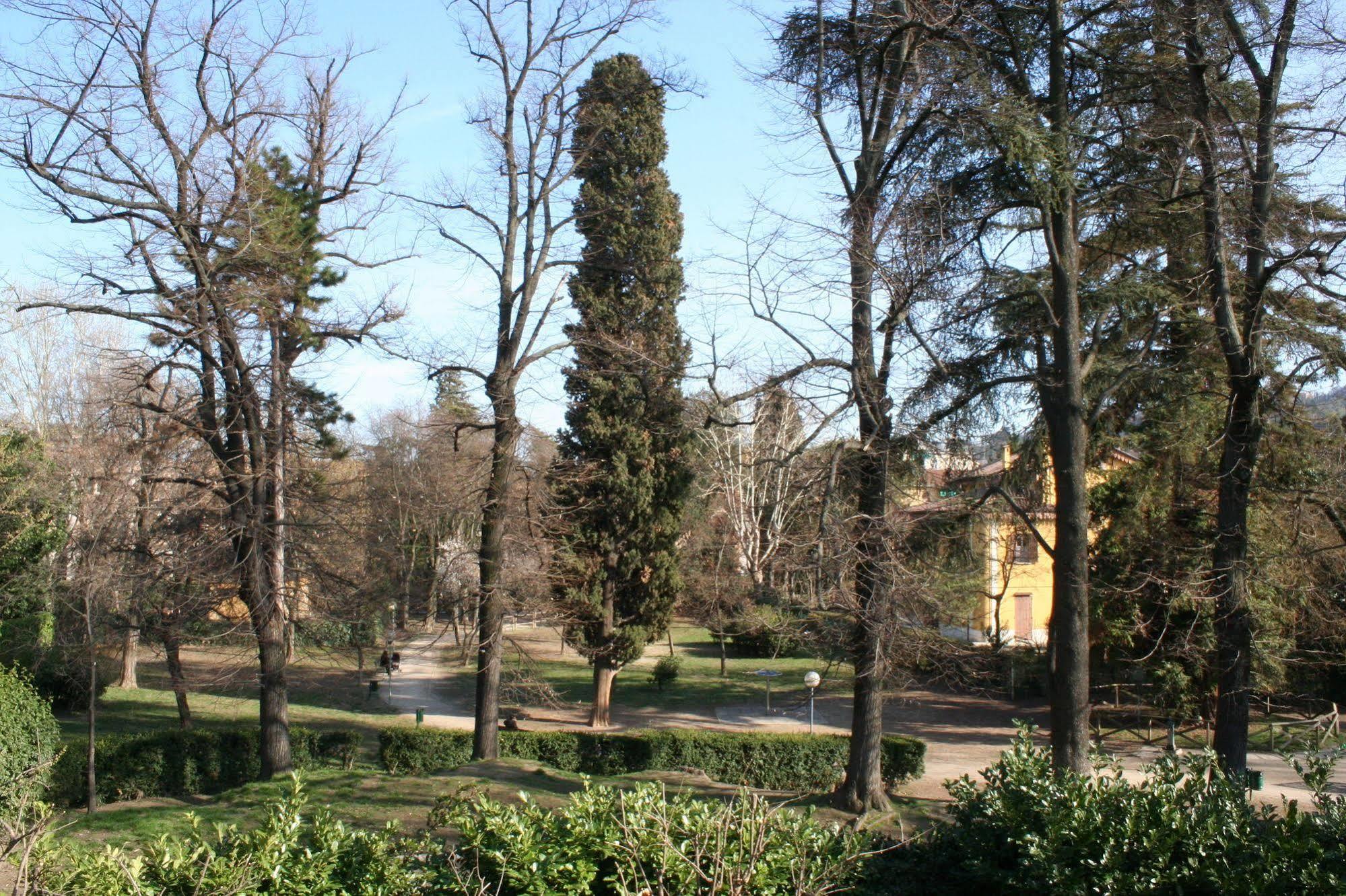 Il Giardino Nel Parco R&B Hotel Болоня Екстериор снимка